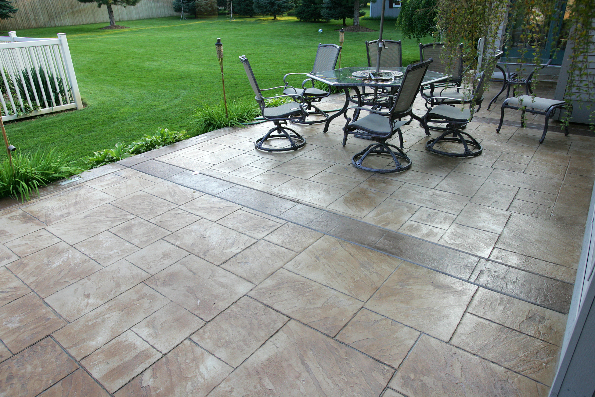 Patio In Lg Ashlar Slate With Slate Bands And Borders Scott Schupbach Concrete